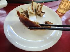 -姐妹四更烤猪店