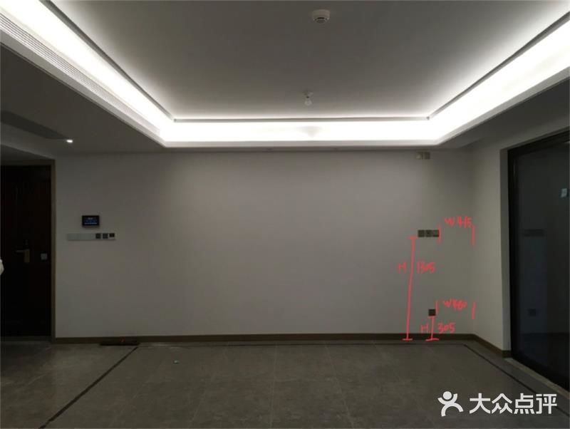 140平米精装房改造，花10万竟然装修成这样