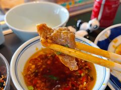 水上漂嫩牛肉-大隐·成都火锅Bistro(合生麒麟新天地店)