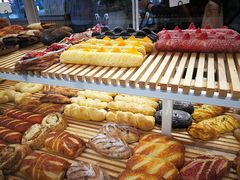 -焙丽拾光(麦凯乐直营店)