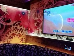 -歌迷量贩KTV(光彩市场店)