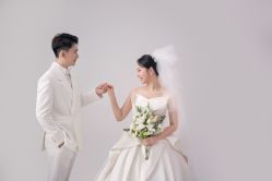 -乐默婚纱摄影工作室