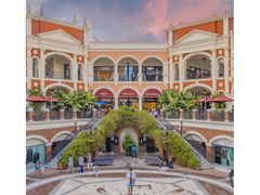 -佛罗伦萨小镇广佛名品奥特莱斯(疏港路店)