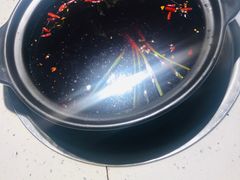 -钢管厂五区小郡肝串串香(奥克斯广场锦城万达店)