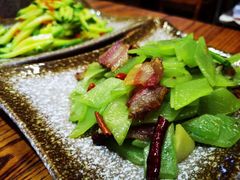-滇香肴·云南菜蒸汽石锅鱼(云南北路店)
