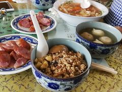肉燥饭-品味轩(华山路店)
