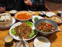 -老滇山寨•云南特色菜•地方菜•民族风情歌舞表演(金碧店)