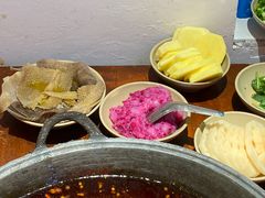 -四小区火锅·巷子里的重庆火锅(花照壁店)