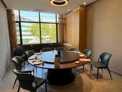 -赶海部落海鲜城(海阳路店)