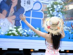 -观音桥步行街