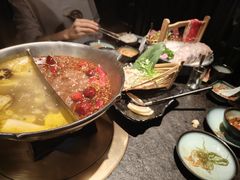 -湊湊火锅·茶憩(新中关购物中心店)