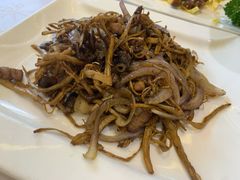 茶树菇炒小肉-北门饭店(三香路店)