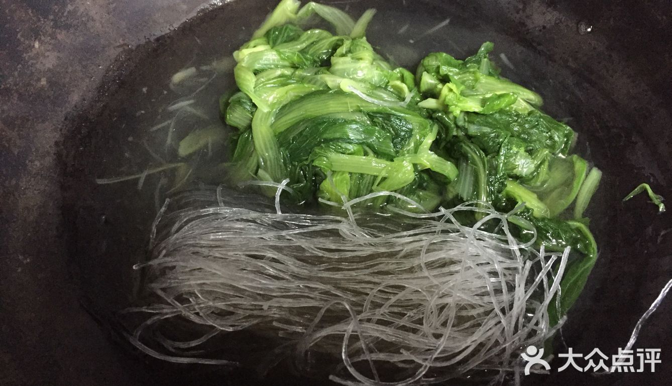 养生健康的绿色菜汤之小白菜粉丝汤