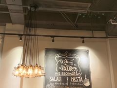 大堂-HELLO 27 意面·沙拉·帕尼尼