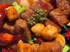 石锅花椒牛小排-新荣记(BFC外滩金融中心店)