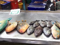 -拉威海鲜市场