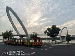 -南京眼步行桥