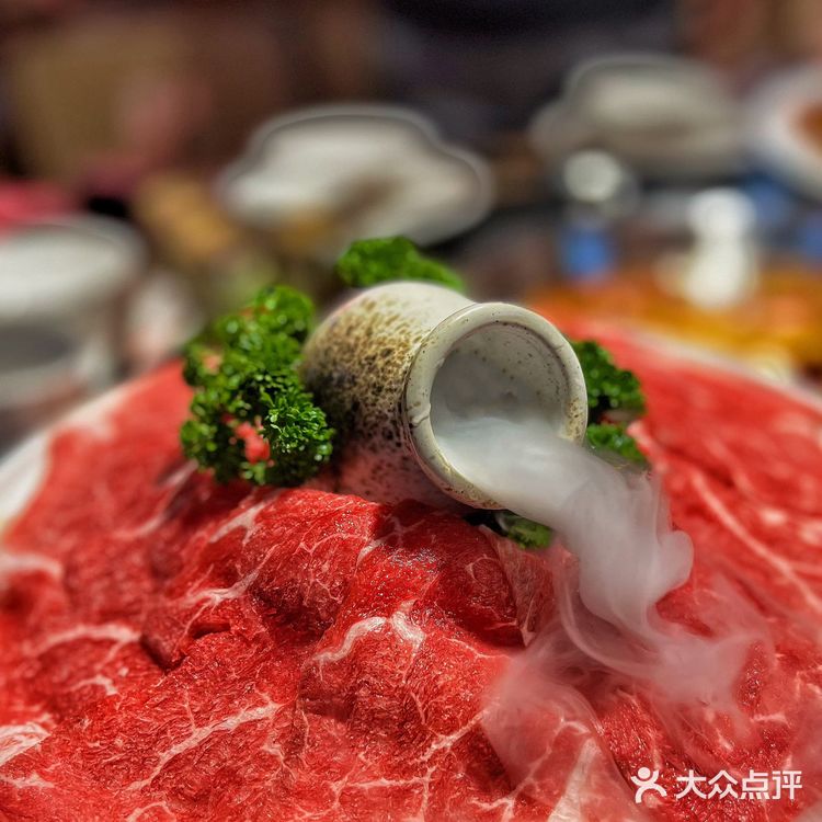 火锅店老板又在搞事情!粤式点心甜品和川味火锅混搭意外的好吃