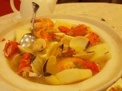 海鲜一品煲-麒麟中餐厅·经典粤菜·地道菜式老字号(广州长隆酒店)