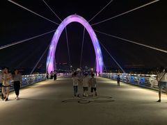 -南京眼步行桥