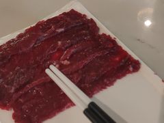 吊龙-左庭右院鲜牛肉火锅(浦江欢乐颂店)
