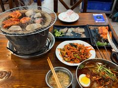 -韩风烤牛肉冷面店