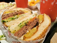 -The Habit Burger Grill 哈比特汉堡(复兴soho店)