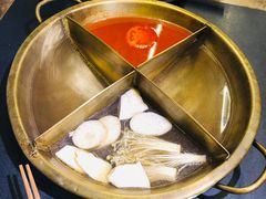 -沸炉重庆老火锅(军事博物馆店)