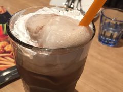 -85度C(生甜甜圈研究工坊·上海平凉店)