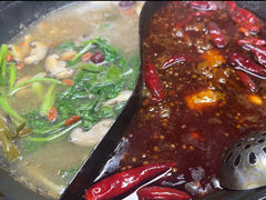 -乖嬢嬢重庆老火锅(南联店)