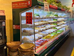-马路边边 传媒大学店