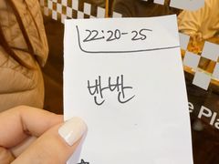 -BHC炸鸡(明洞总店)