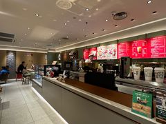 -星巴克臻选(上海中环广场2F店)