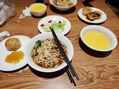 -清真吴记门钉肉饼·喜多利