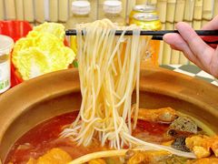 -螺思宝螺蛳粉火锅·鸭脚煲(西乡店)