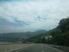 -秦岭终南山公路隧道公司