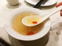 银耳汤-悦百味·品质川菜(橄榄郡店)