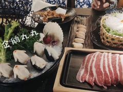 -湊湊火锅·茶憩(打浦桥日月光店)