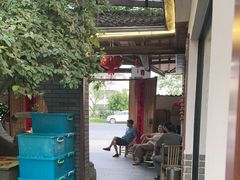 -李东农庄(中南百草园地标店)