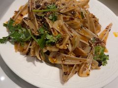 -嗨辣小聚·盘锦河蟹·海鲜烧烤龙虾(盘锦十年好店)