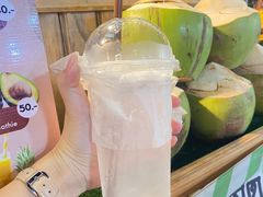 -席娜卡琳火车铁道夜市