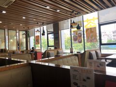 靠窗位-维园港式茶餐厅(龙岗盛平店)