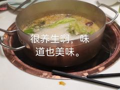 -洪氏嗨捞·猪肚鸡火锅(阳光天地店)