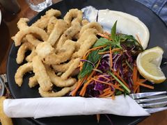 -12 Rocks Beach Bar Cafe