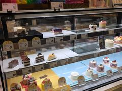 -巴黎贝甜(华堂新辰汇店)