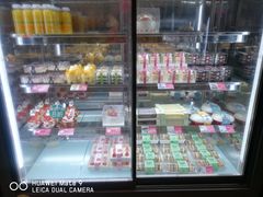 零售区-味多美(民星路店)