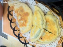韭菜合子&nbsp;3&nbsp;牛肉馅饼&nbsp;5-东北风(江北万达店)