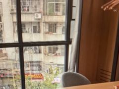 -假日美地酒店(广州同和地铁站京溪南方医院店)