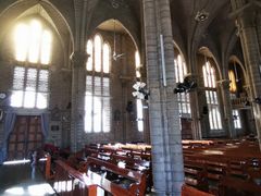 -芽庄中心购物广场