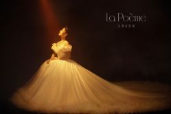 -乐派诗婚纱摄影